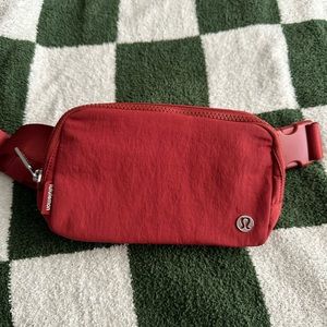 Lululemon belt bag 1L